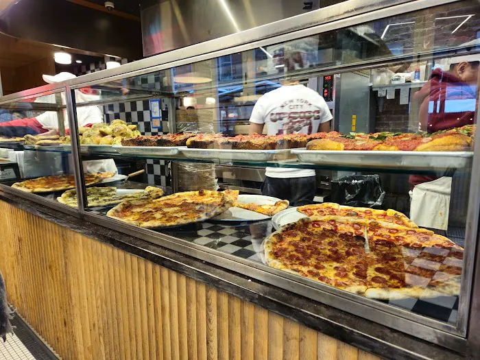 Upside Pizza Picture 4