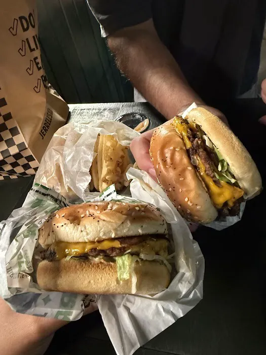 Jerrell's BETR BRGR Picture 9