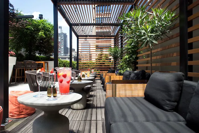 Terrace on 7 Picture 4
