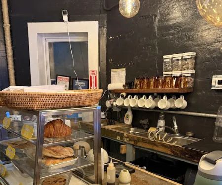 Neighborhood Coffee Shop /Neiberhud/