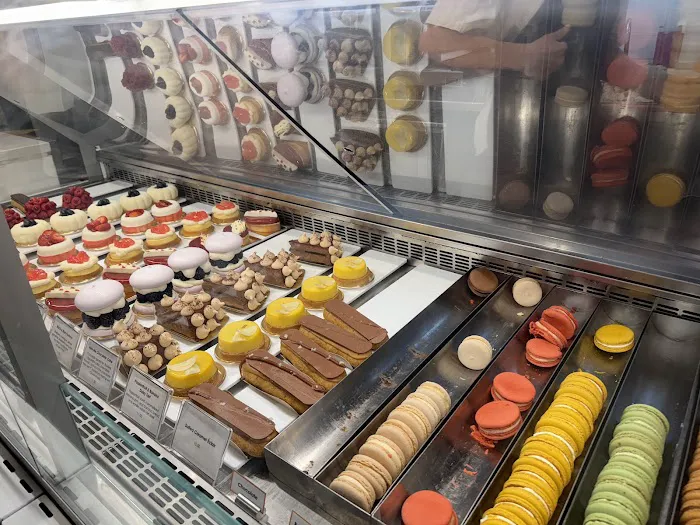 Dominique Ansel Bakery Picture 4