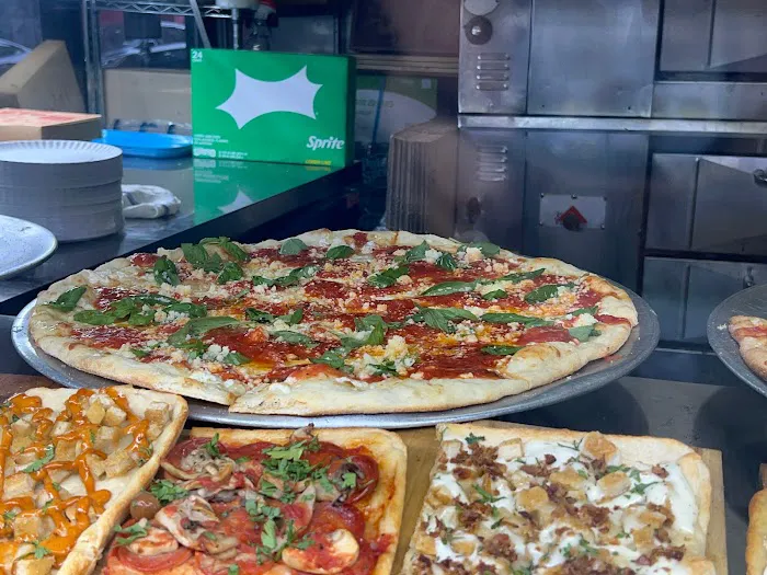 Champion Pizza Clinton Picture 5