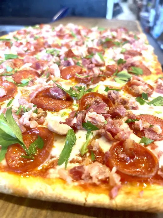 Champion Pizza Clinton Picture 6