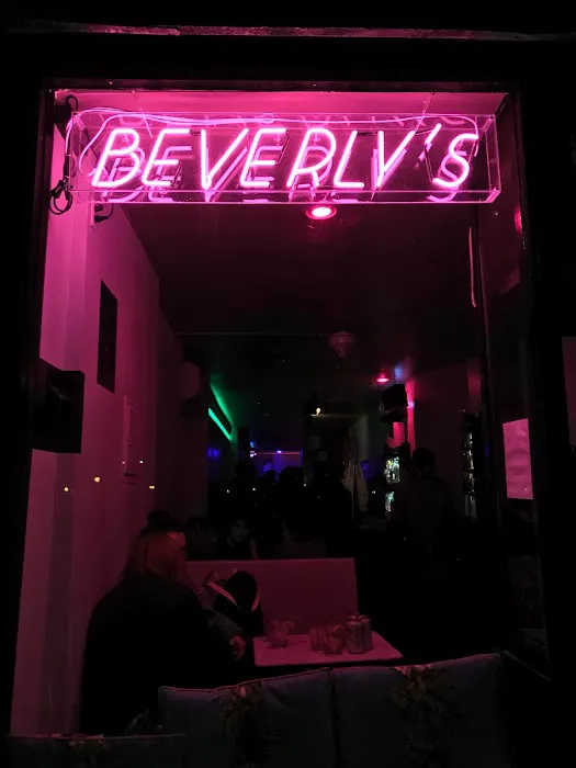 Beverly's Picture 5