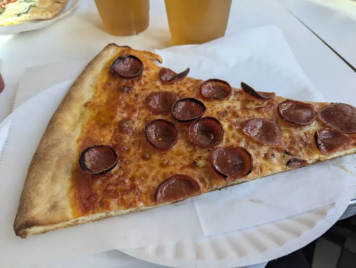 Williamsburg Pizza Lower East Side Picture 8