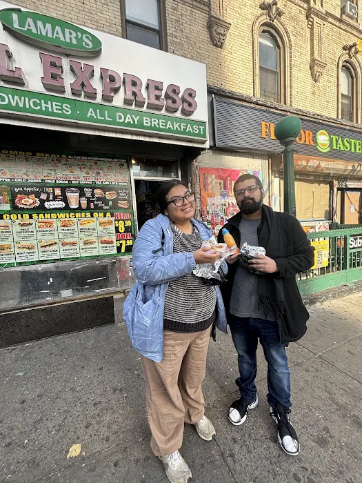 Lamar's Bagel Express Picture 8
