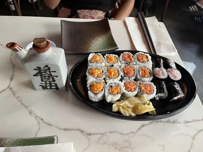 Zest Sushi Picture 9