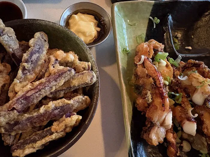 Zest Sushi Picture 10