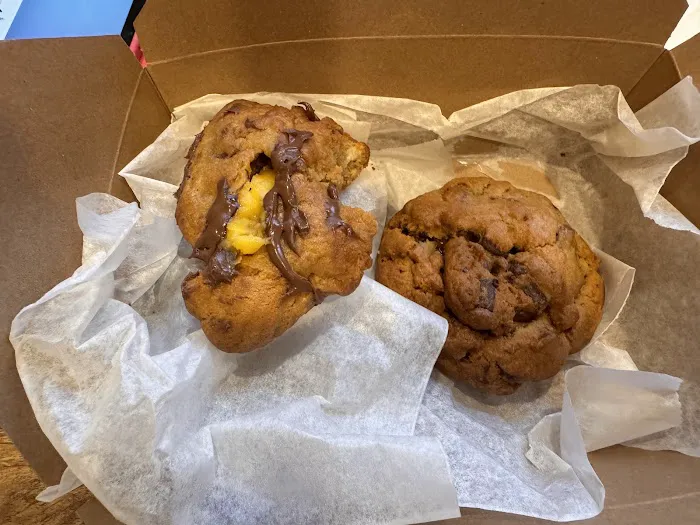 Gooey on The Inside Cookies Picture 8