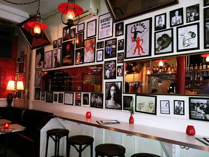 Bar Valentina Picture 10