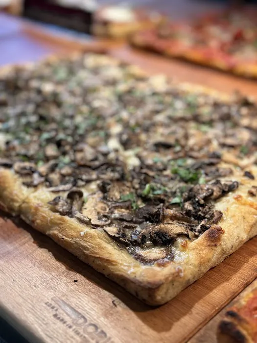 Unregular Pizza Picture 10