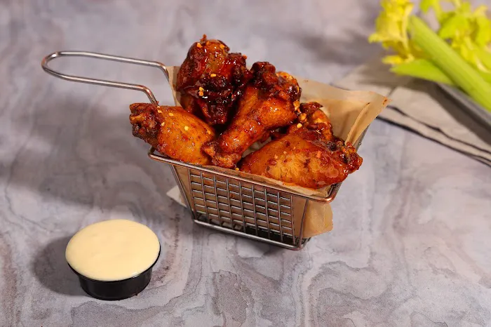 Gotham Wing Factory Picture 8