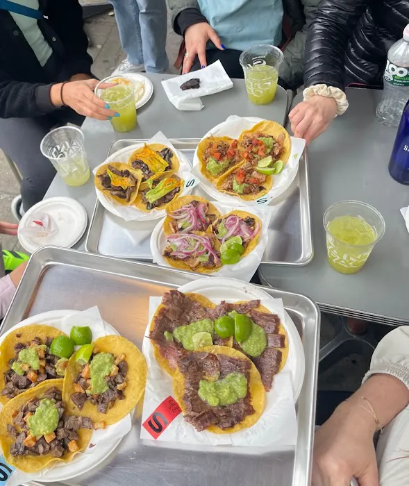 Santo Taco Picture 3