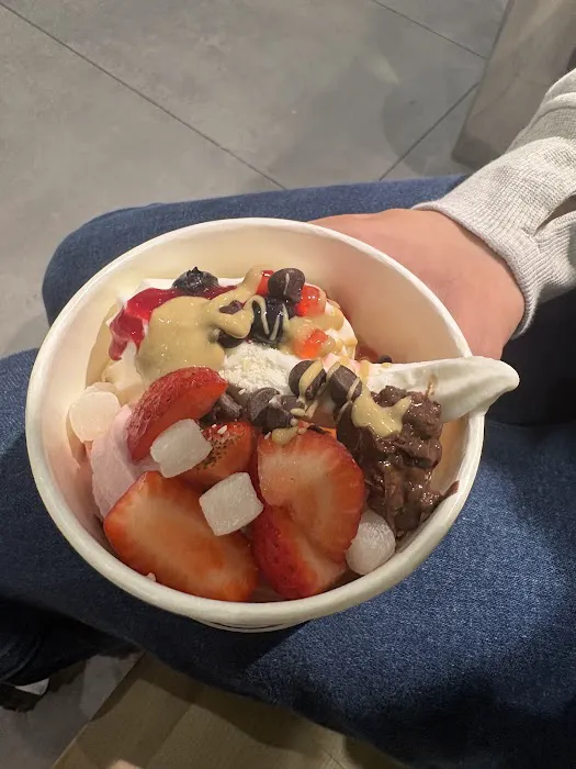 Mimi's Frozen Yogurt Picture 7