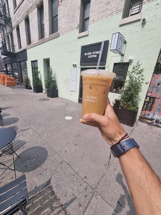 Blank Street Coffee Picture 5