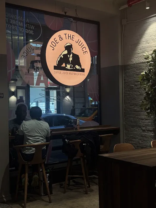 Joe & the Juice - 67 Spring Street - Café, Juice Bar and Sandwich Shop Picture 4