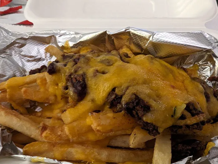 77 Burger Picture 2