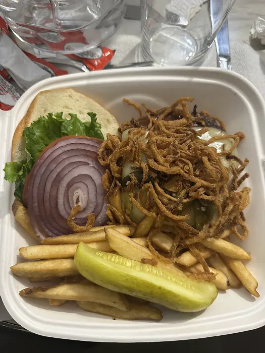 77 Burger Picture 9