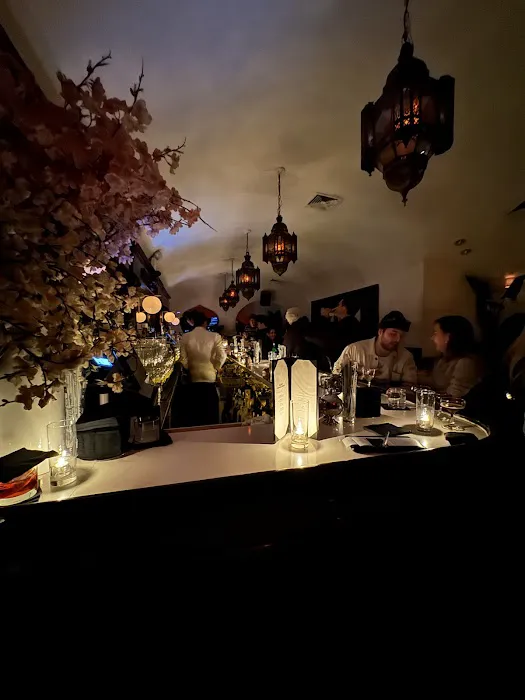 Paul’s Casablanca Picture 7