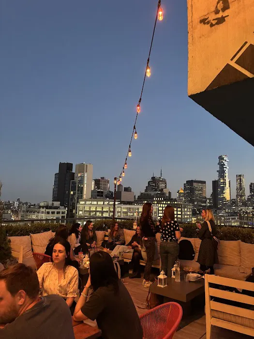 Azul on the Rooftop Picture 3
