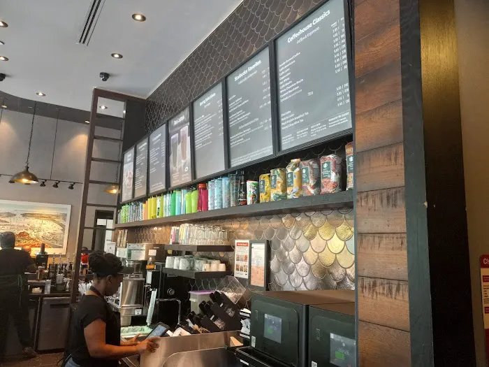 Starbucks Picture 10