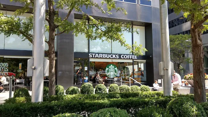Starbucks Picture 9