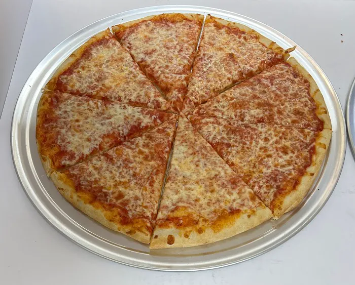 FIVE BOYS FRESH PIZZA / FIVE BOYS PIZZA INC Picture 8