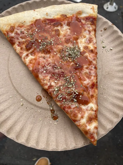 FIVE BOYS FRESH PIZZA / FIVE BOYS PIZZA INC Picture 5