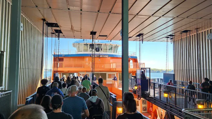 Bar Staten Island Ferry Terminal Picture 3