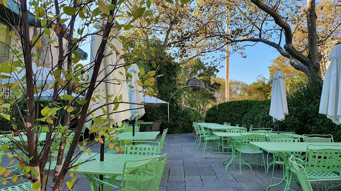 The Beer Garden Picture 3