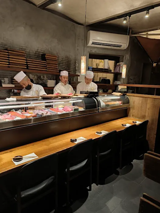 Blue Ribbon Sushi Picture 7