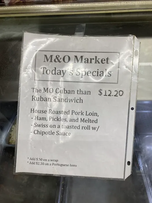 M & O Market & Deli Picture 1