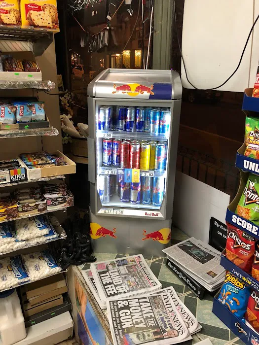 M & O Market & Deli Picture 2