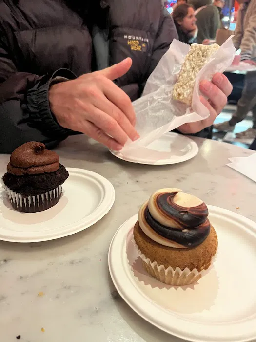 Little Cupcake Bakeshop Picture 8