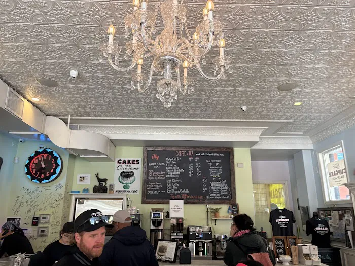 Little Cupcake Bakeshop Picture 10