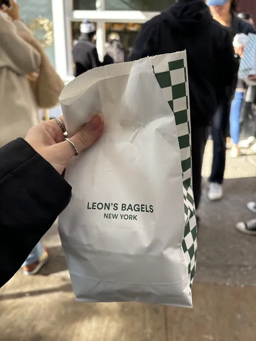 Leon's Bagels Picture 5