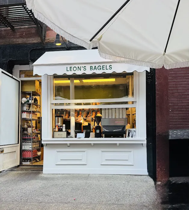 Leon's Bagels Picture 6