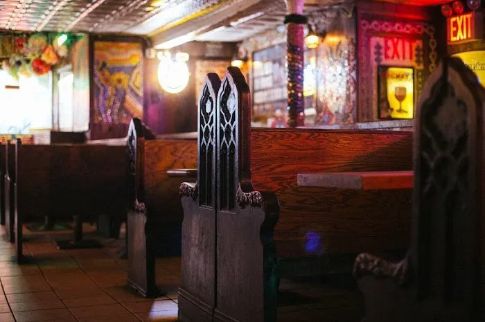 Peculier Pub Picture 3