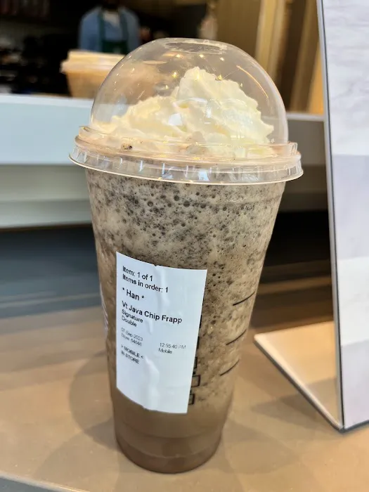 Starbucks Picture 3