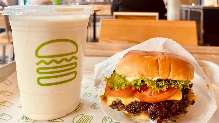 Shake Shack West Village Picture 3