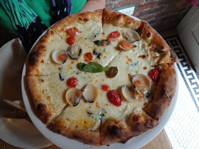 Briciola Pizza Bar Picture 5