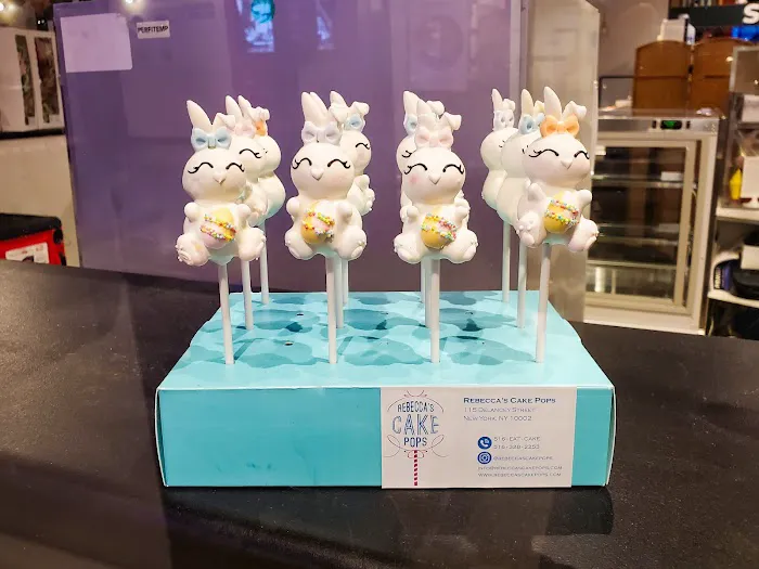 Rebecca's Cake Pops Picture 2