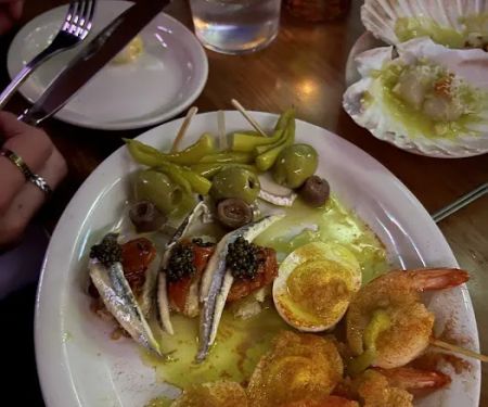 Eel Bar