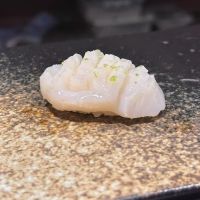 Sushi Lin L.E.S ico