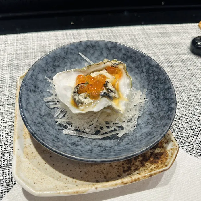 Sushi Lin L.E.S Picture 2