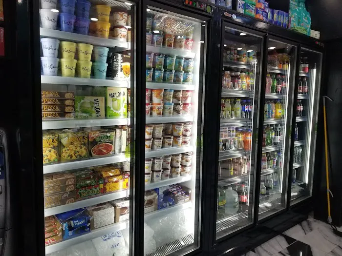 Healthy Deluxe Deli & GRILL Picture 4