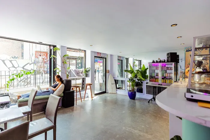 Saltwater Coffee & Wine Bar Picture 6
