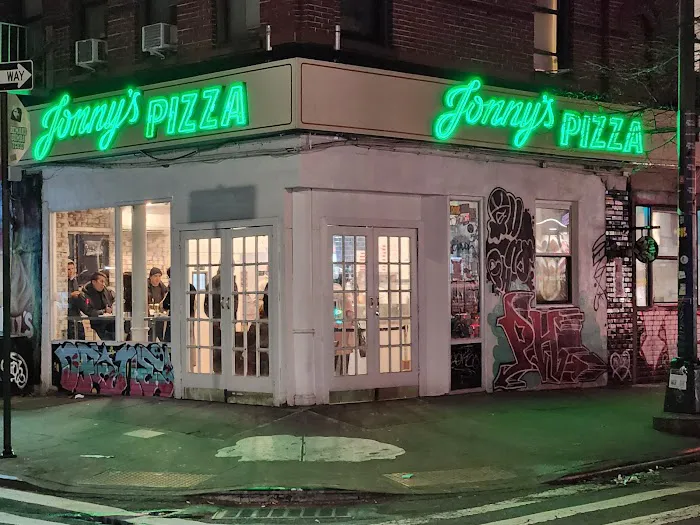 Jonny's Pizza Picture 2
