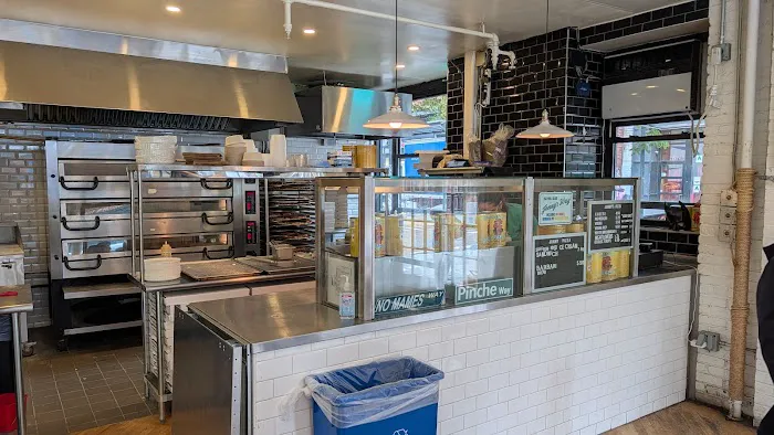 Jonny's Pizza Picture 7