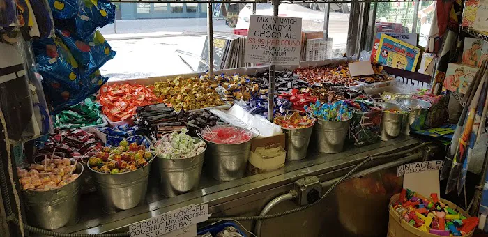 Economy Candy Picture 1